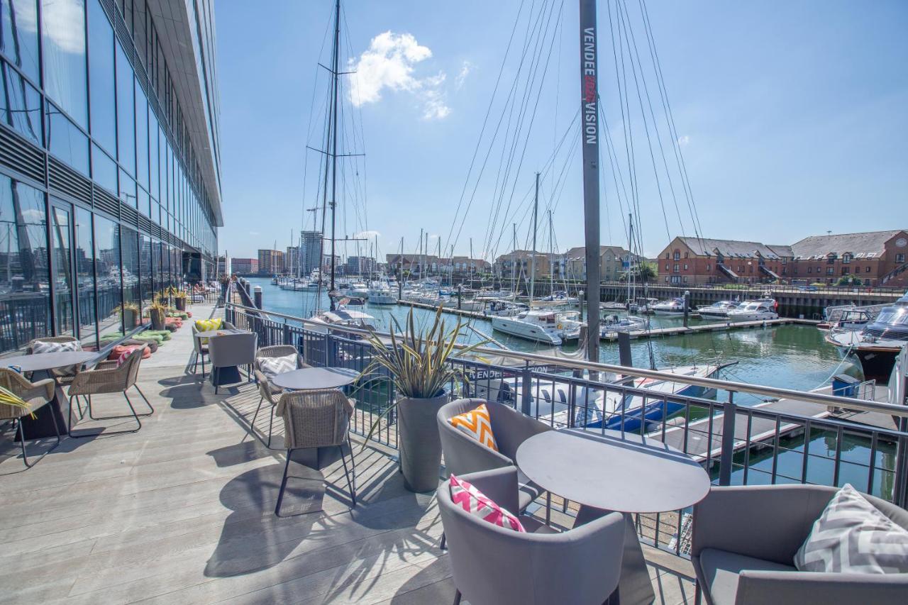 Harbour Hotel & Spa Southampton Kültér fotó The Marina at Ocean Village