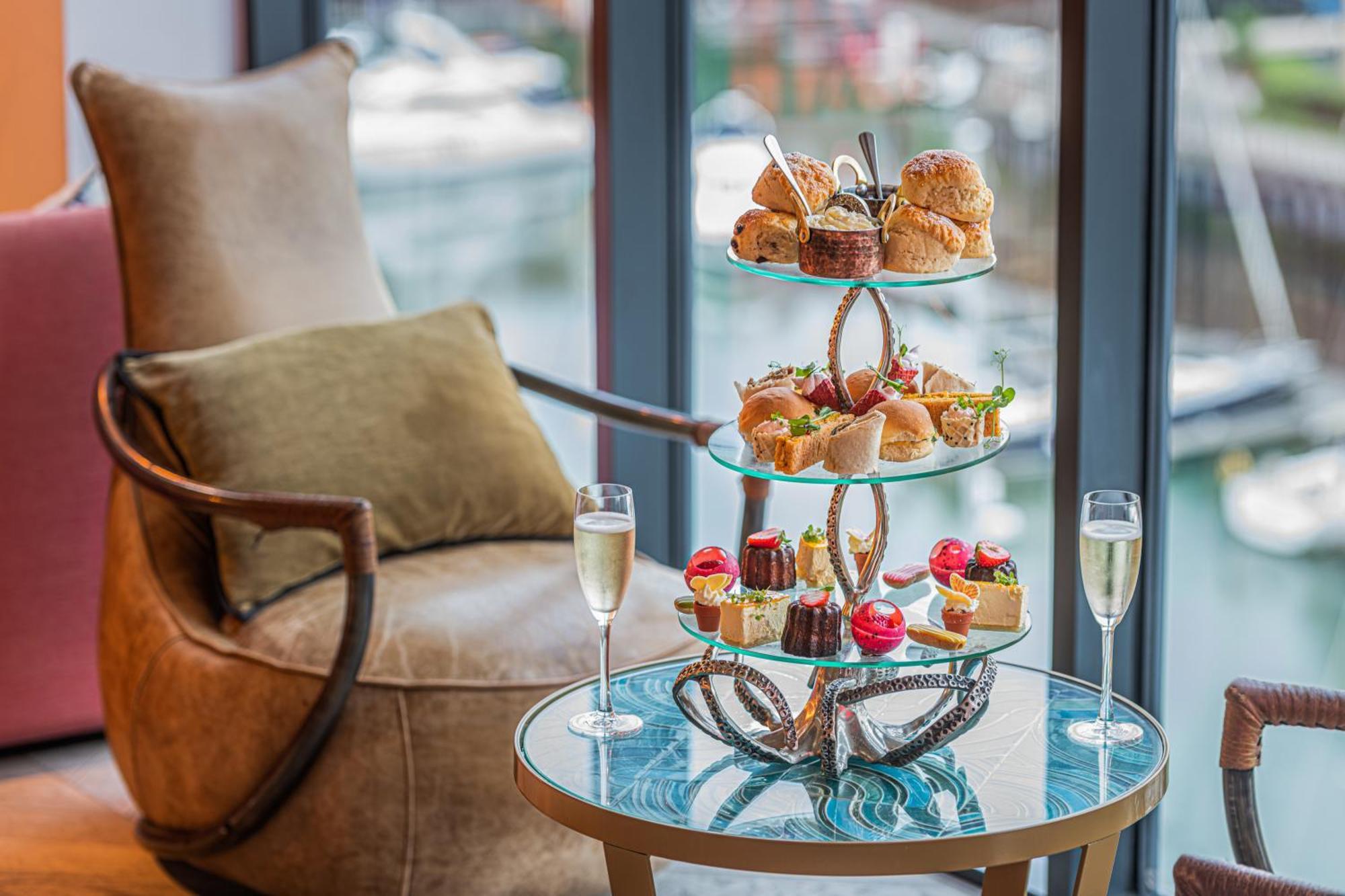 Harbour Hotel & Spa Southampton Kültér fotó Afternoon tea at the InterContinental London The O2